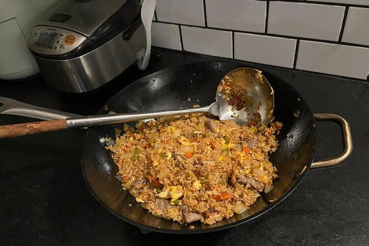 Nasi Goreng Bari Klaana: Kenikmatan yang Tak Terlupakan di Jantung Cilacap